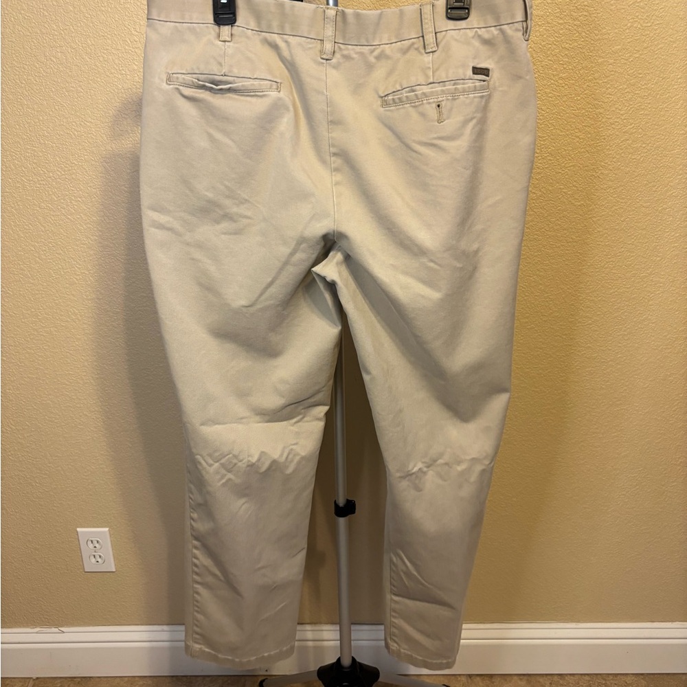 Izod Men's‎ Cream Chinos